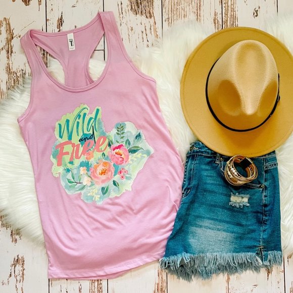 ladies graphic tank | Wild and Free - Picture 1 of 2